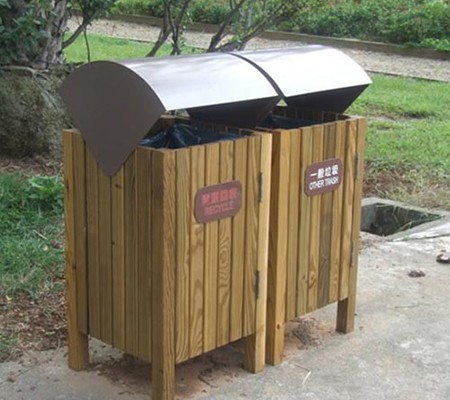 碳化木垃圾箱