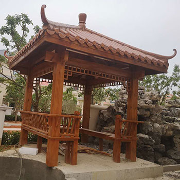 牡丹江防腐木中式四角亭